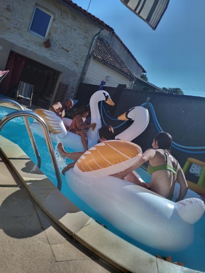 Bed and Breakfast Grande Chambre D'Hote Pour 4 A 5 Personnes Chef-Boutonne Экстерьер фото